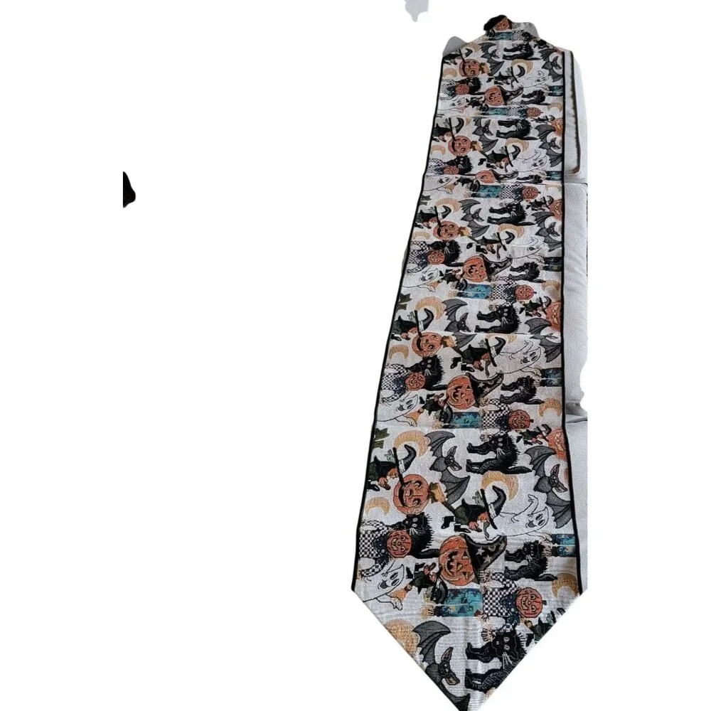 Vtg Halloween-Themed Tapestry Table Runner With Black Tassel Ends - Picture 2 of 11